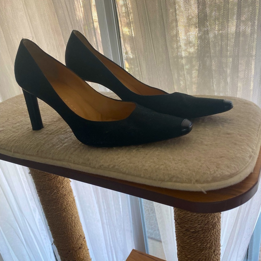 RICHARD TYLER BLACK HEELS